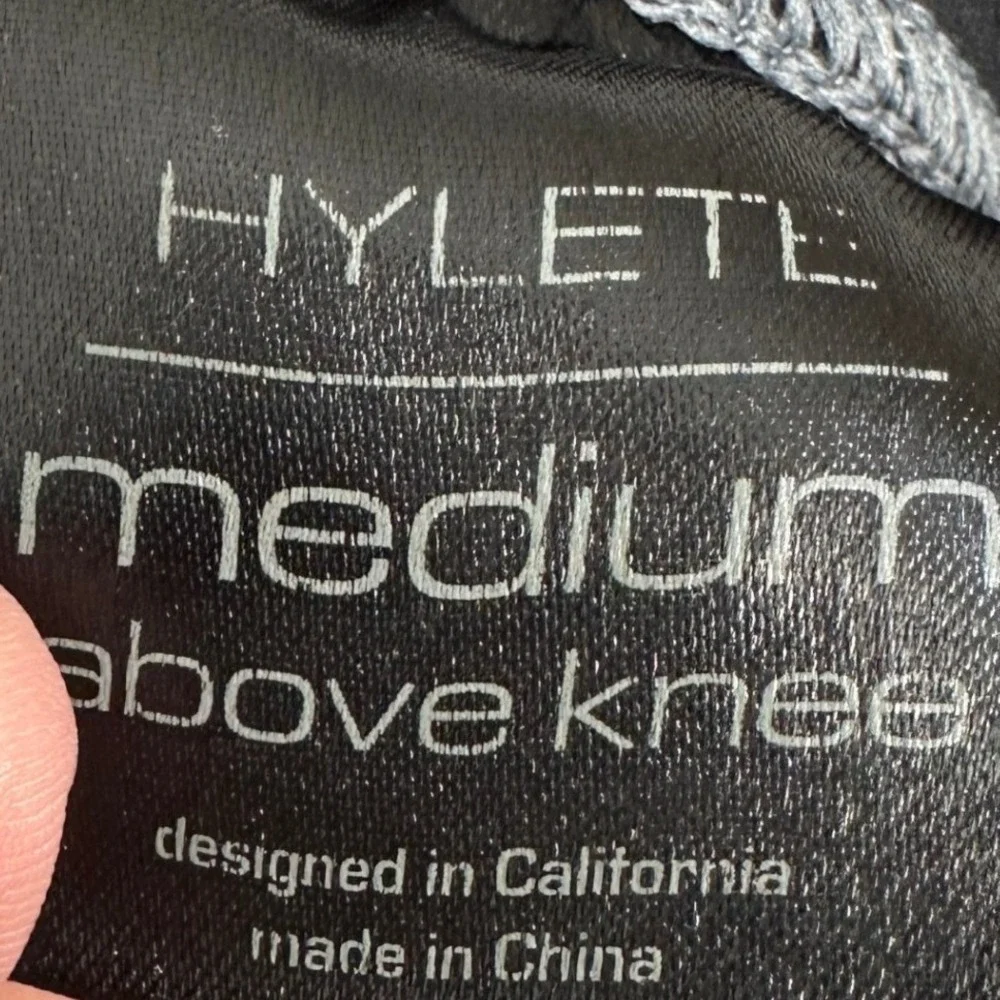 Hylete Shorts Mens Medium Grey White Colorblock Athletic Training Drawstring EUC